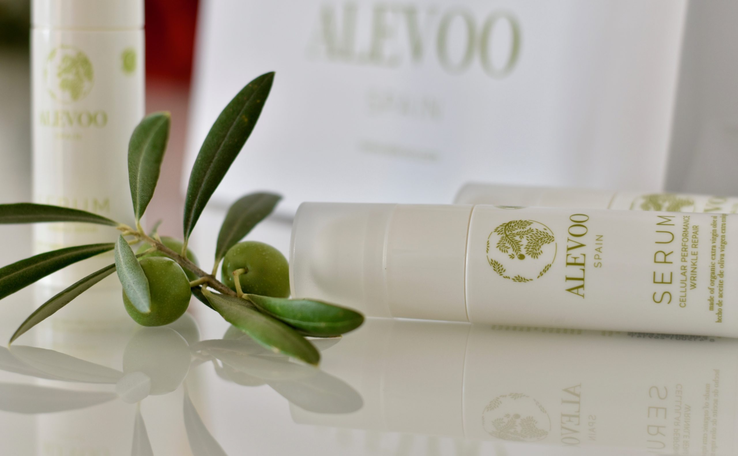 Sérum facial ecológico y sostenible de aceite de oliva